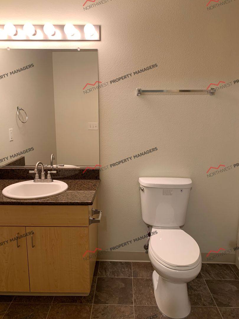 Apartment for rent at 218 SW 15th Ave, Battle Ground, WA 98604