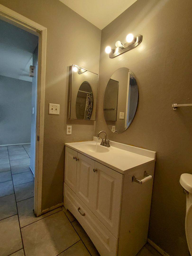 Townhouse for rent at 111 Greenbriar Way, Las Vegas, NV 89121