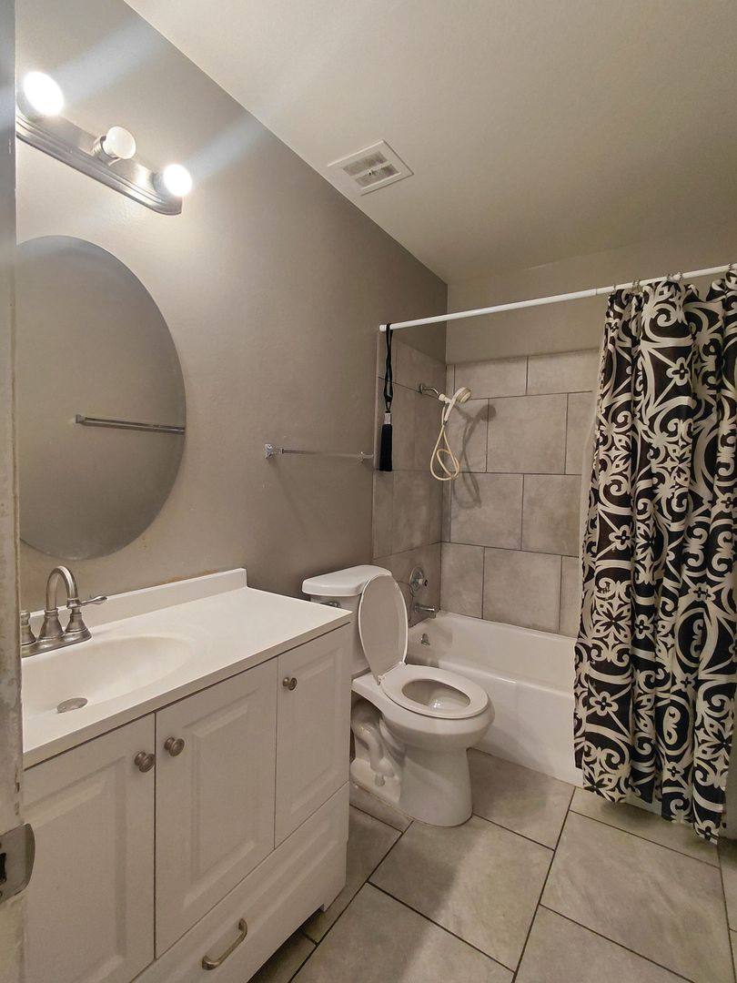 Townhouse for rent at 111 Greenbriar Way, Las Vegas, NV 89121