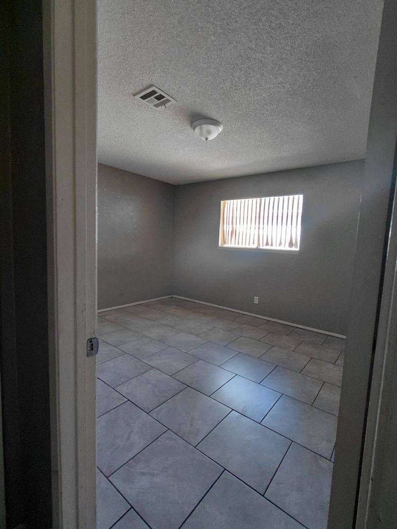 Townhouse for rent at 111 Greenbriar Way, Las Vegas, NV 89121