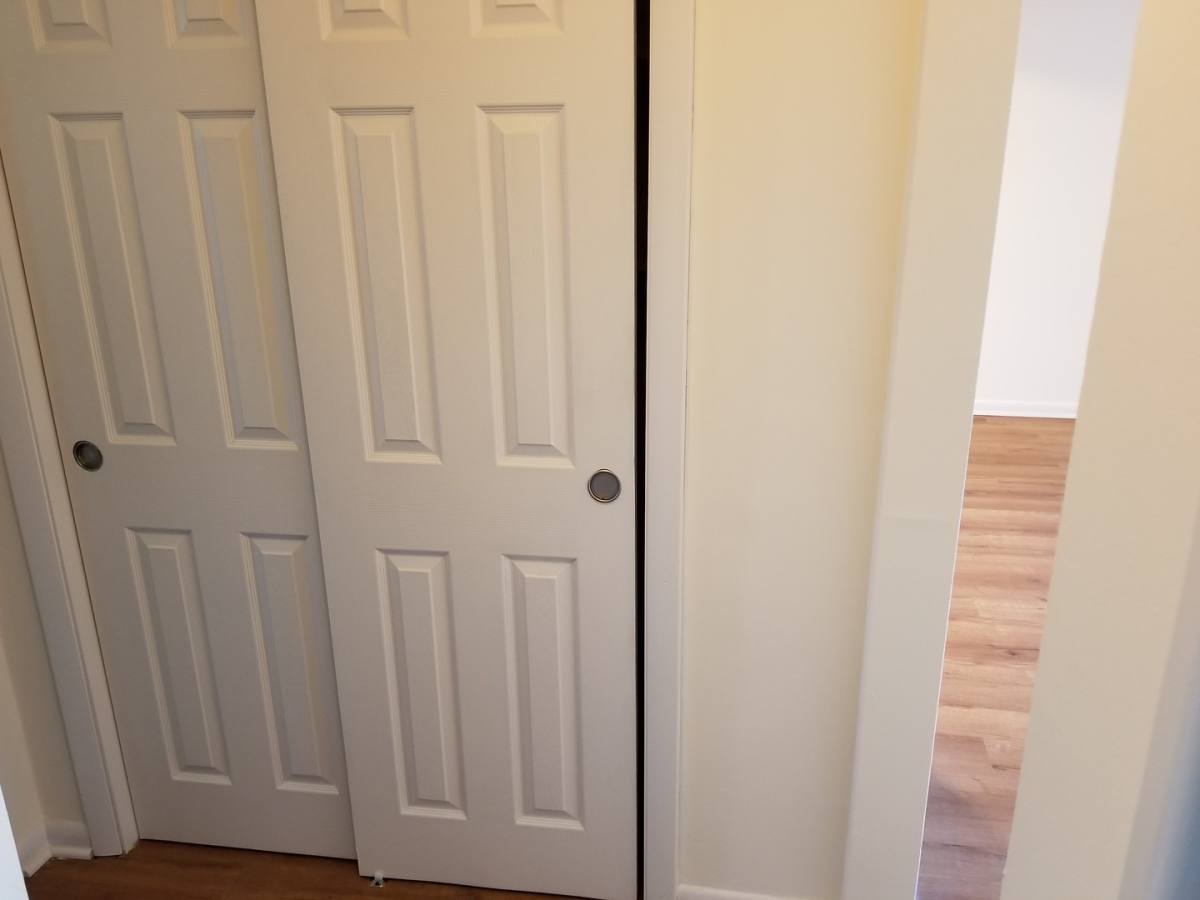 Apartment for rent at 37 Fairway Dr, Wethersfield, CT 06129