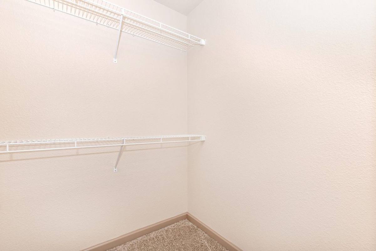 Centennial Place, 545 Centennial Dr, Hanford, CA 93230 - Apartment for Rent - Image 7