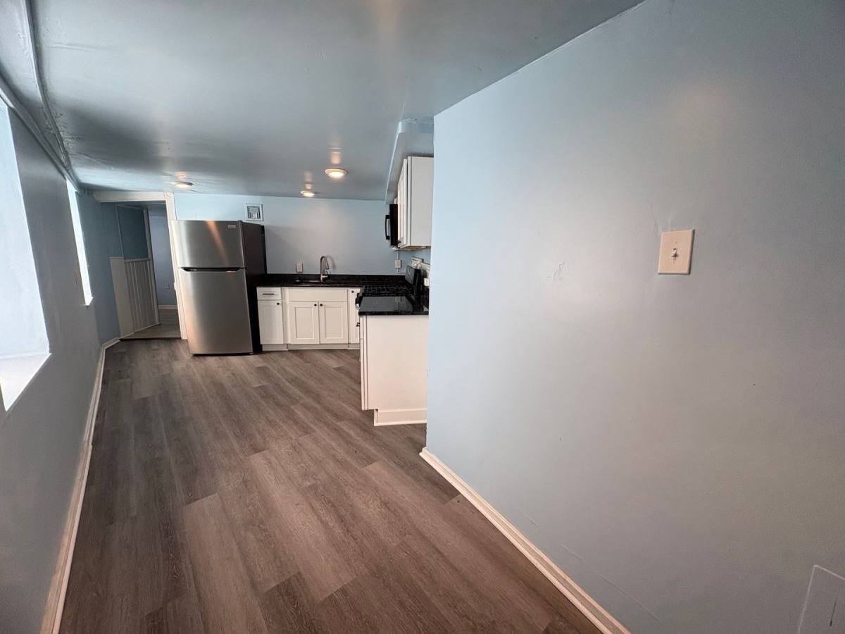 Apartment for rent at 544-546 W King St, Lancaster, PA 17603