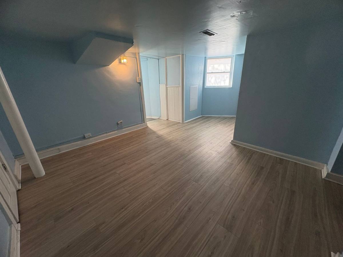 Apartment for rent at 544-546 W King St, Lancaster, PA 17603