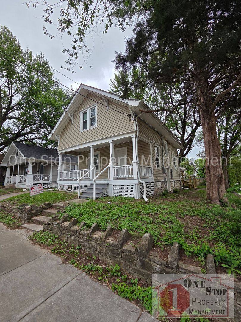 House for rent at 5901 Lexington Ave, Kansas City, MO 64123
