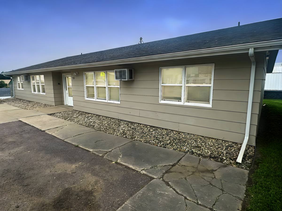 Apartment for rent at 513 N Main Ave, Garretson, SD 57030