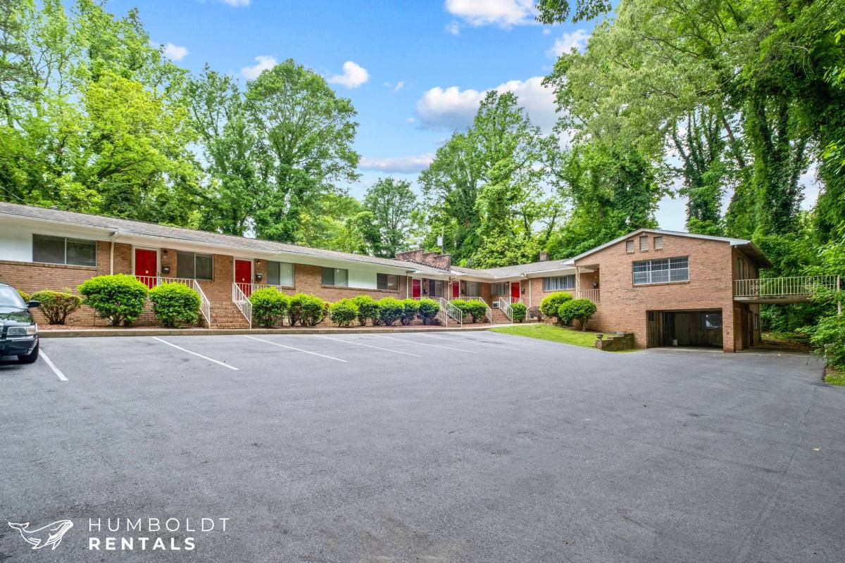 Apartment for rent at 1121-1126 Scottsdale Dr, Shelby, NC 28150