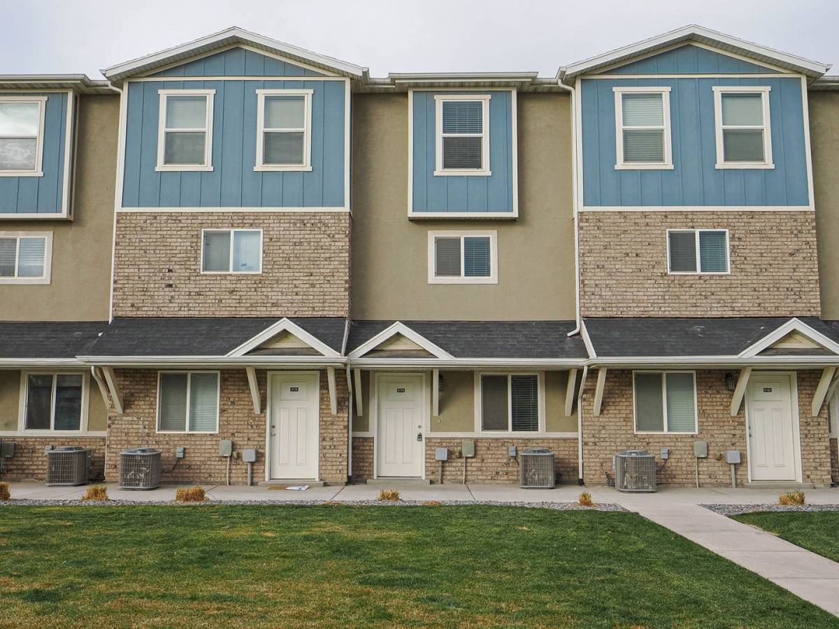 Apartment for rent at 8178 N Broken Spoke Lane, Eagle Mountain, UT 84005