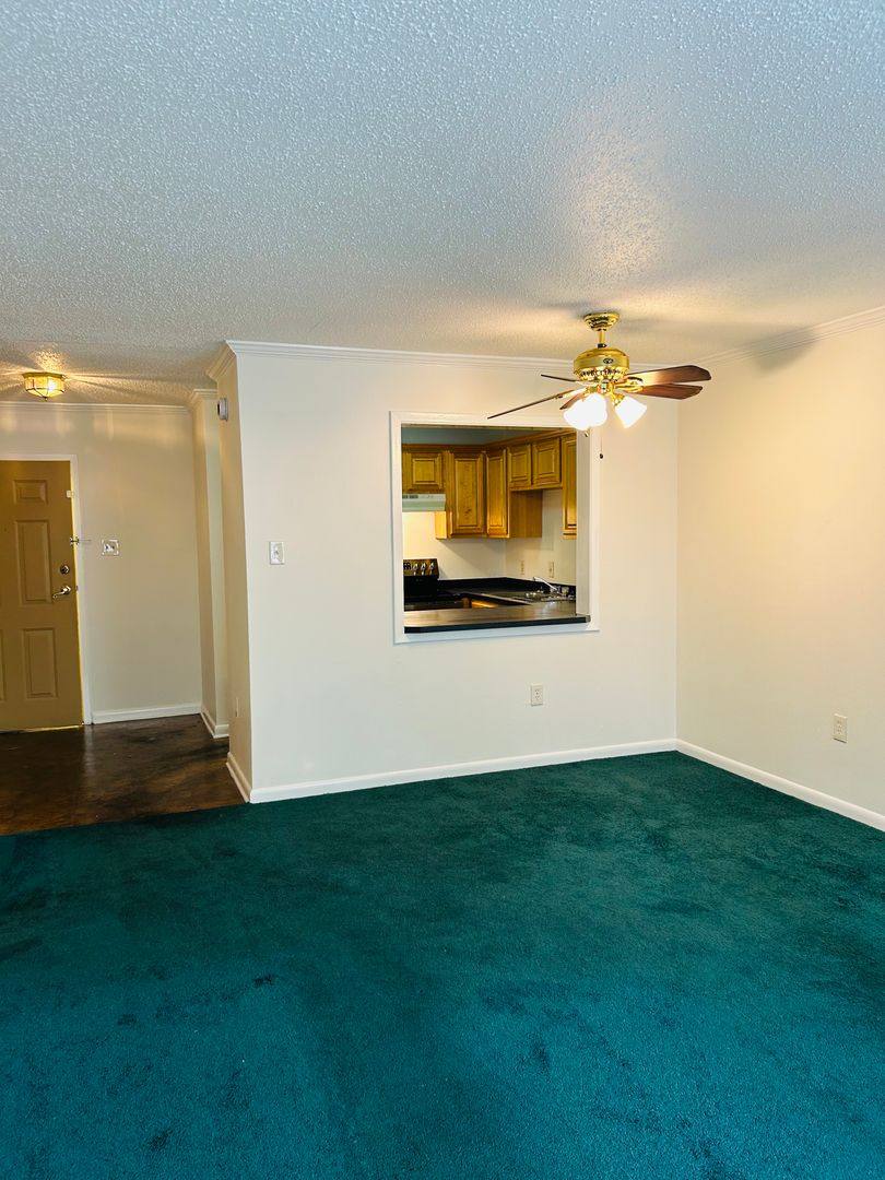 Apartment for rent at 4735 Government St, Baton Rouge, LA 70806