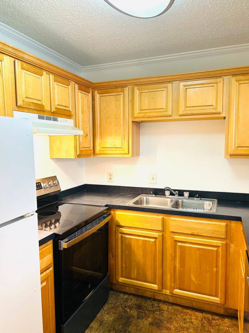 Apartment for rent at 4735 Government St, Baton Rouge, LA 70806