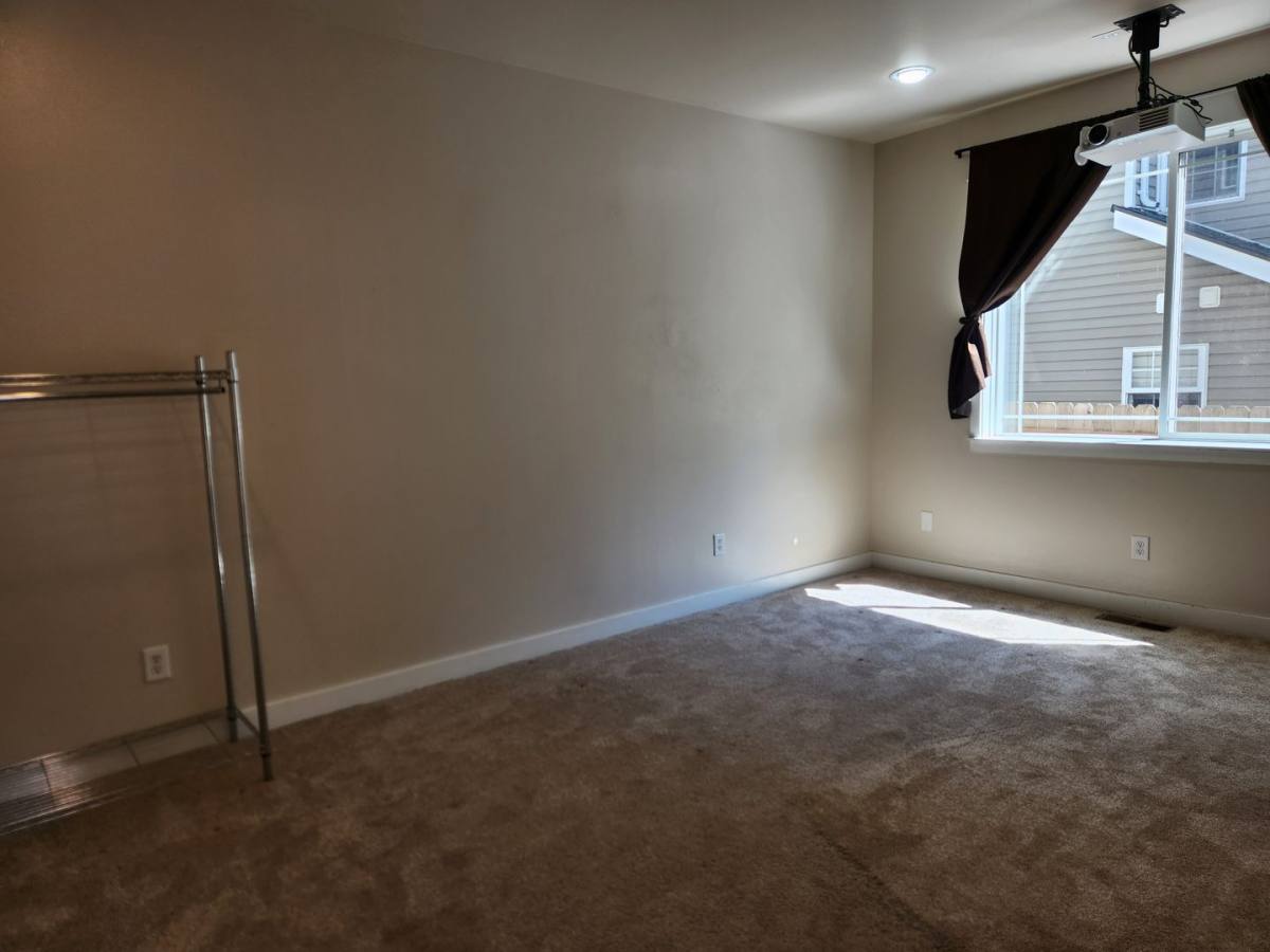 House for rent at 1300 22nd St, Bellingham, WA 98225