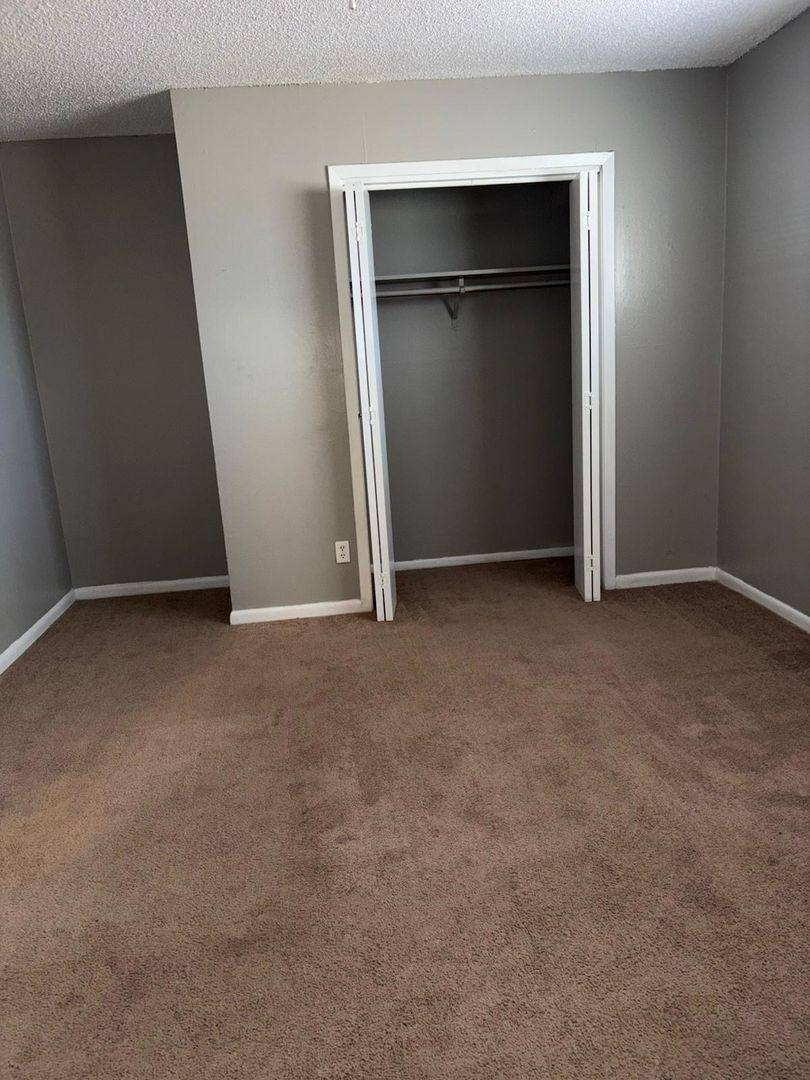 Apartment for rent at 1726 Switzer, Houston, TX 77029