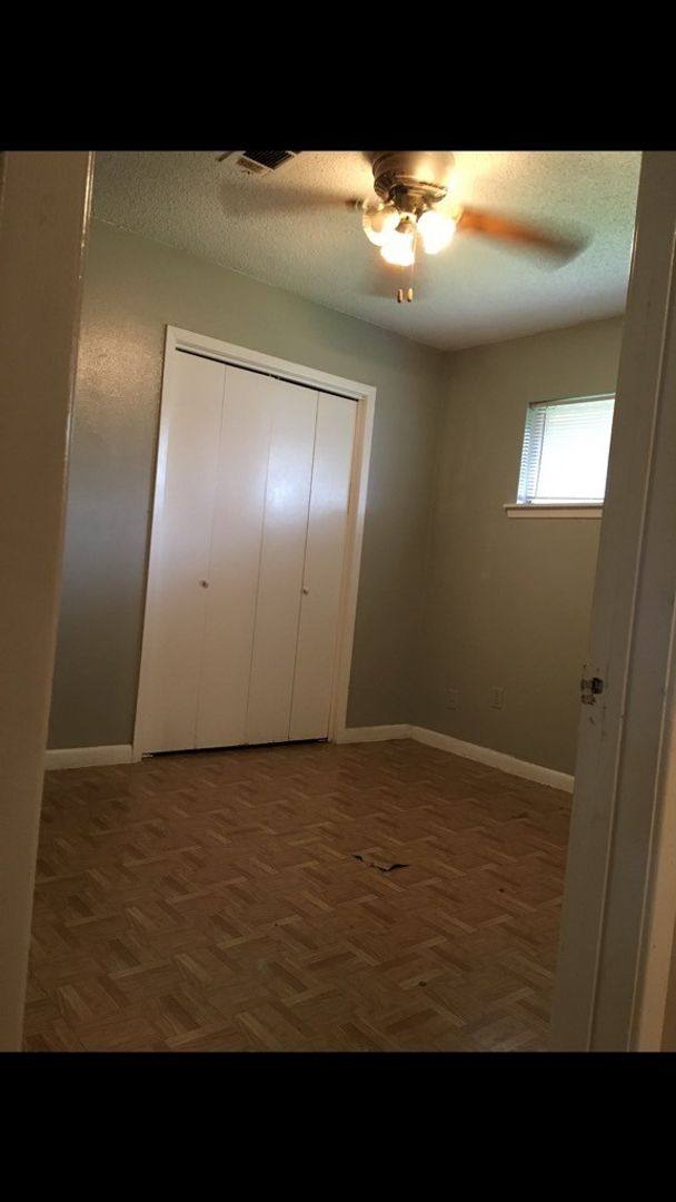 Apartment for rent at 1726 Switzer, Houston, TX 77029