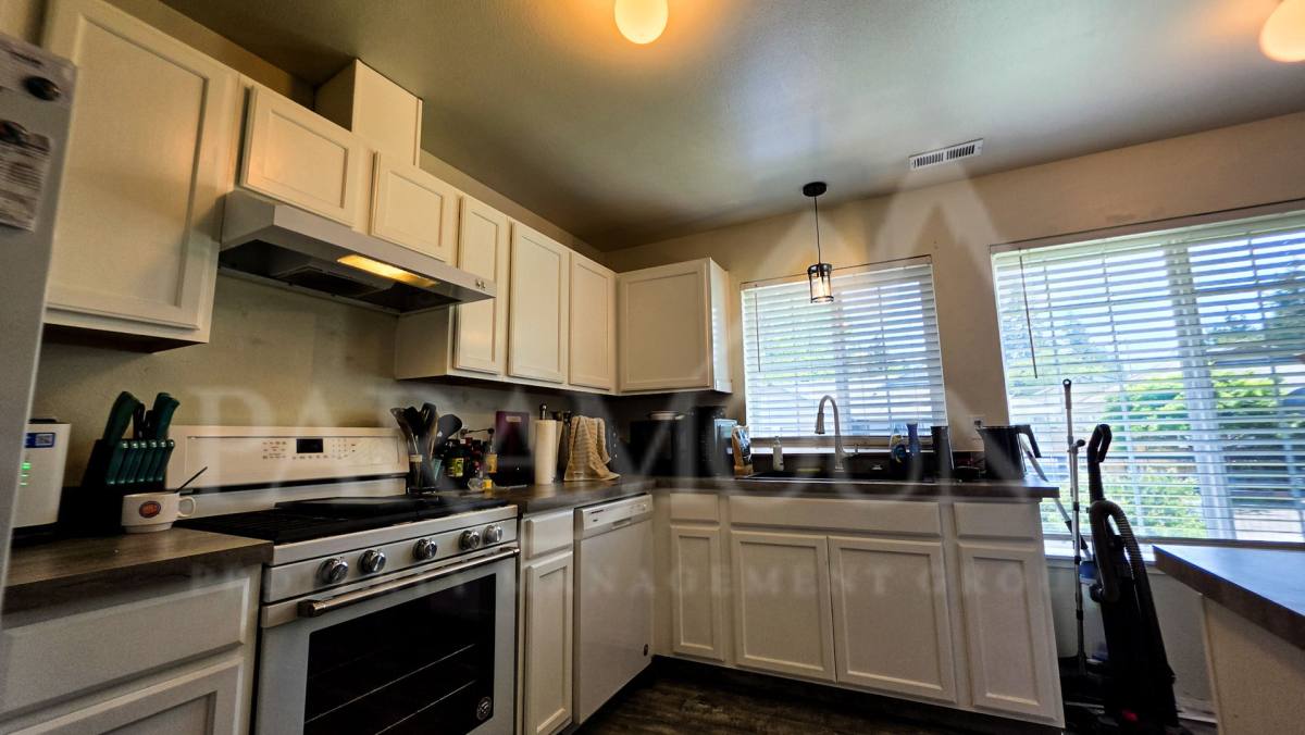 House for rent at 515 Forest Park St, Port Orchard, WA 98366