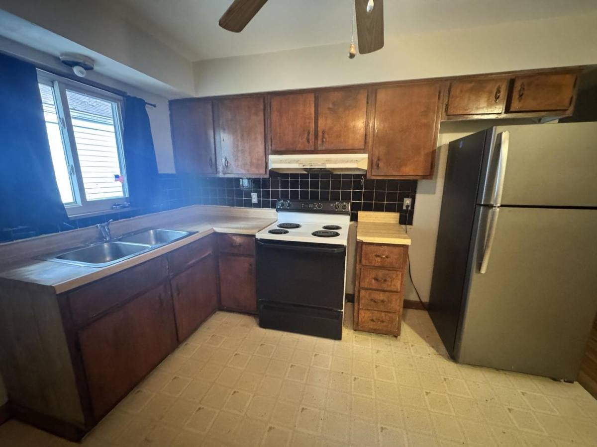 Apartment for rent at 2203-2205 McGuffey Rd, Columbus, OH 43211