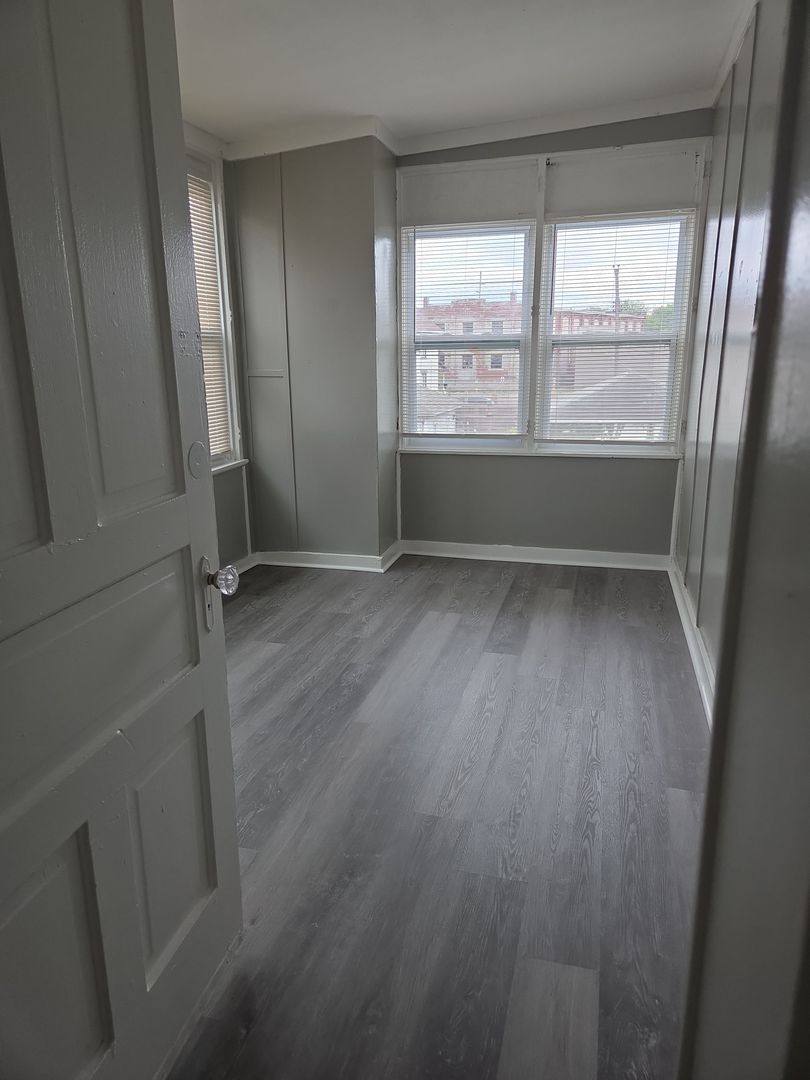 Apartment for rent at 2200 E 5th St, Dayton, OH 45403