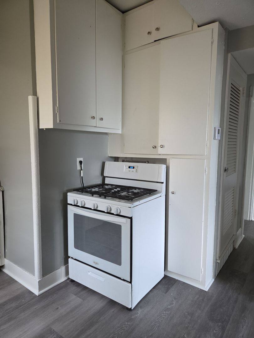 Apartment for rent at 2200 E 5th St, Dayton, OH 45403