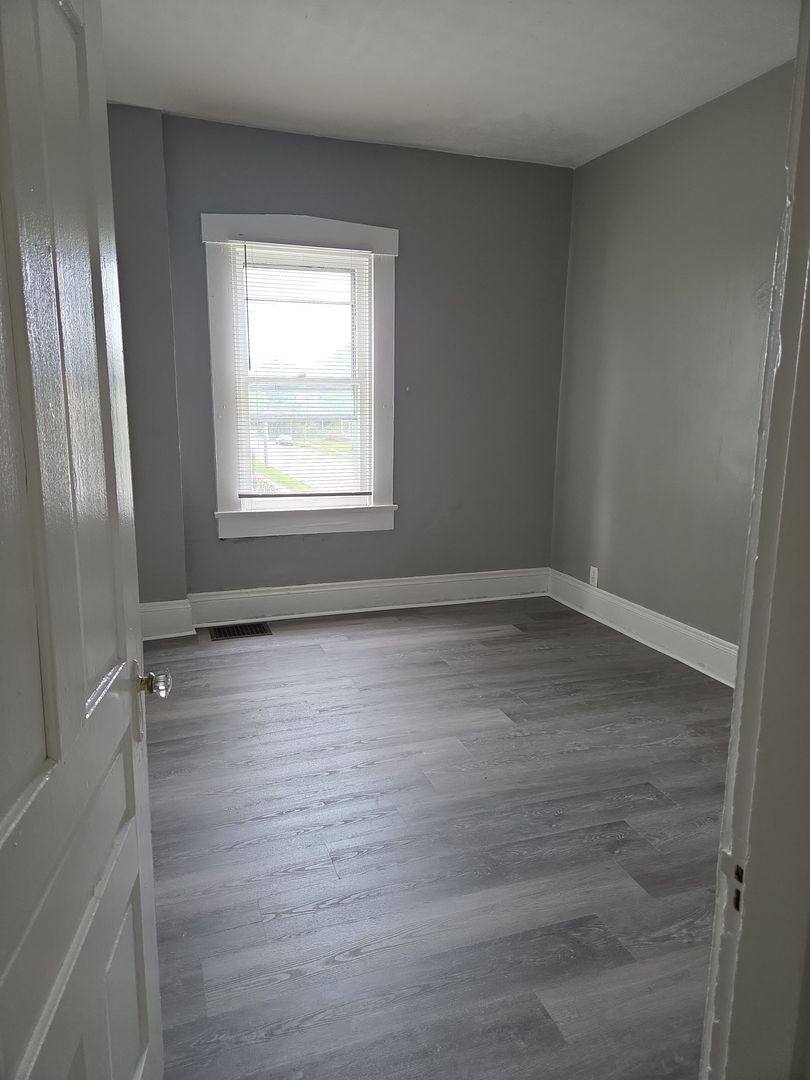 Apartment for rent at 2200 E 5th St, Dayton, OH 45403