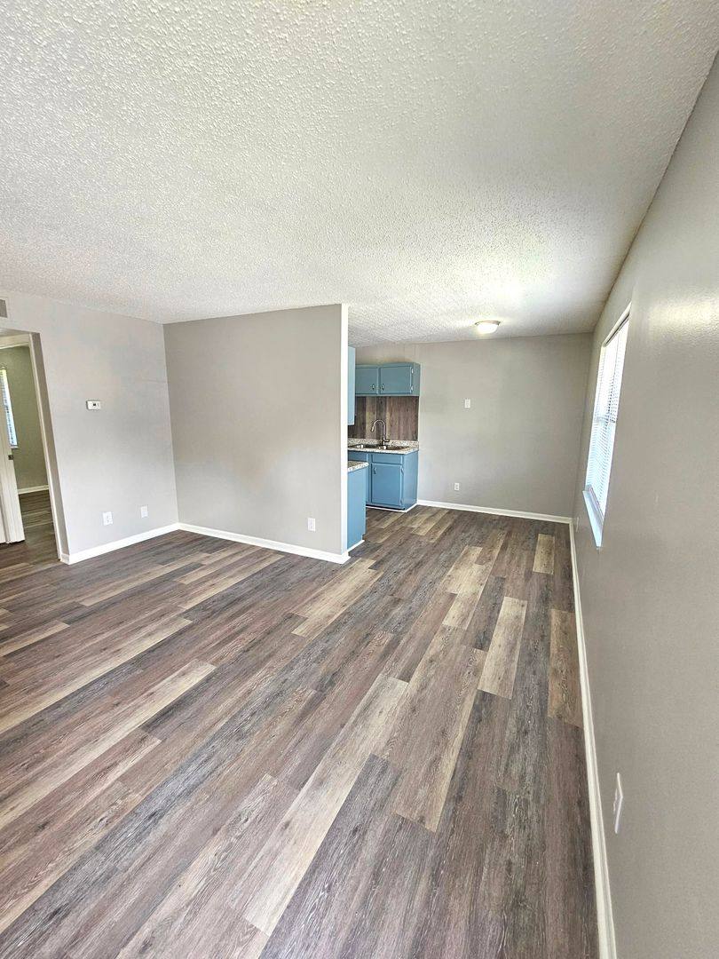 Apartment for rent at 4506 - 4510 Hutton Rd, Knoxville, TN 37912