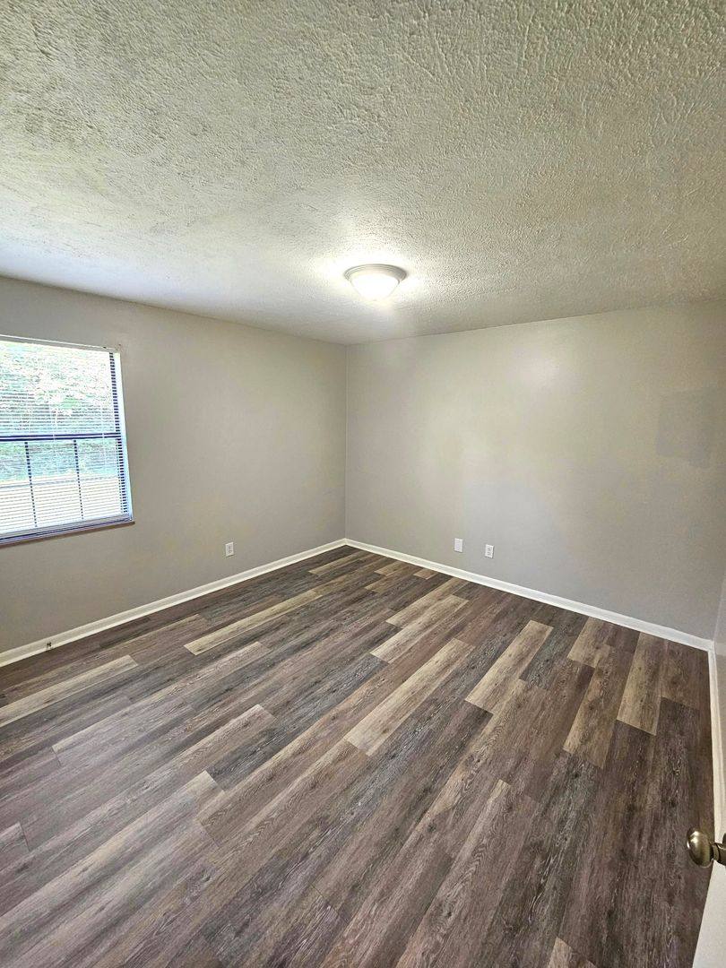 Apartment for rent at 4506 - 4510 Hutton Rd, Knoxville, TN 37912