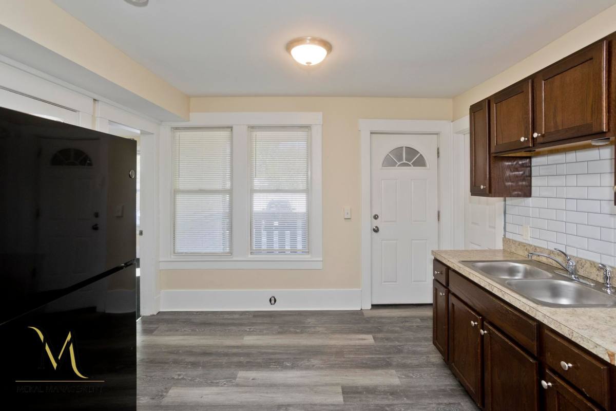Apartment for rent at 36 Artisan St, Chicopee, MA 01013