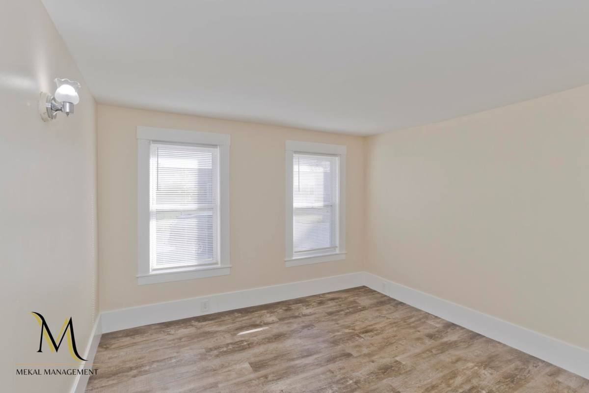 Apartment for rent at 36 Artisan St, Chicopee, MA 01013
