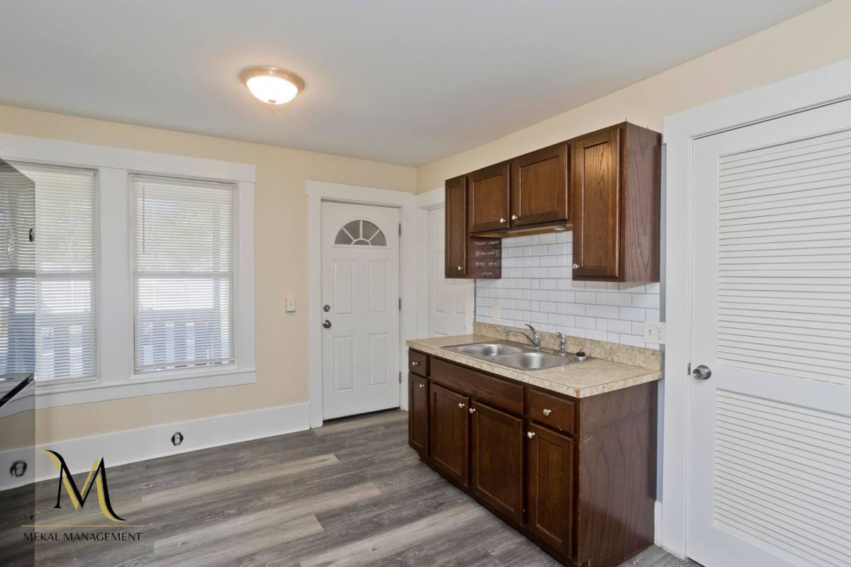 Apartment for rent at 36 Artisan St, Chicopee, MA 01013