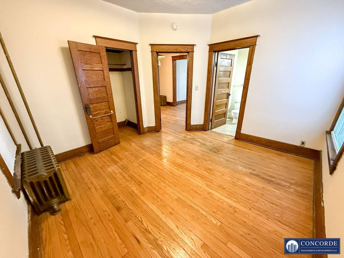 Apartment for rent at 712 S 11th St, Lincoln, NE 68508
