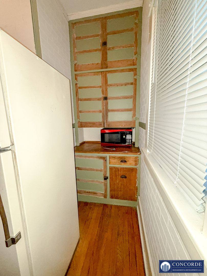 Apartment for rent at 712 S 11th St, Lincoln, NE 68508