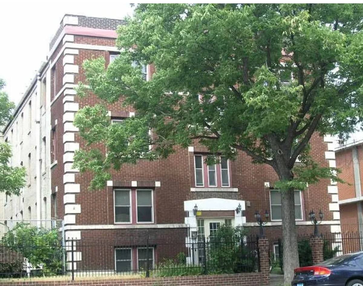 Apartment for rent at 1818 Park Ave S, Minneapolis, MN 55404
