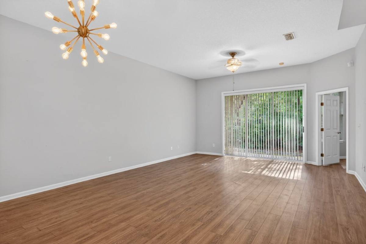 Townhouse for rent at 6377 Island Forest Dr #D, Fleming Island, FL 32003
