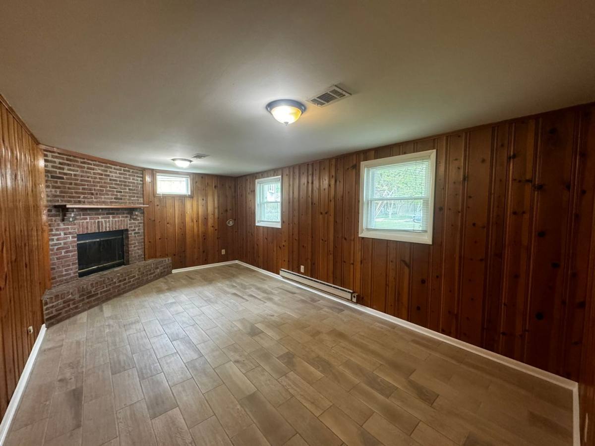 House for rent at 2508 Saint John Place, Alexandria, VA 22311