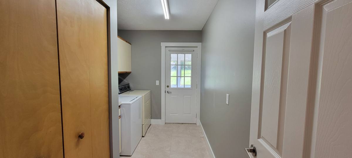 House for rent at 8892 Sunset W, Traverse City, MI 49686