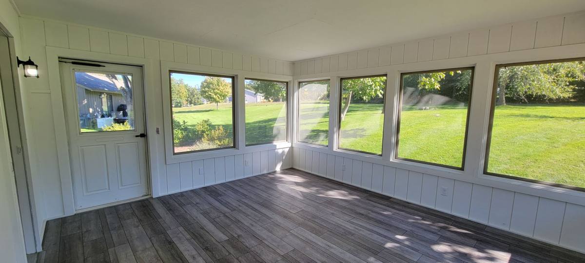 House for rent at 8892 Sunset W, Traverse City, MI 49686