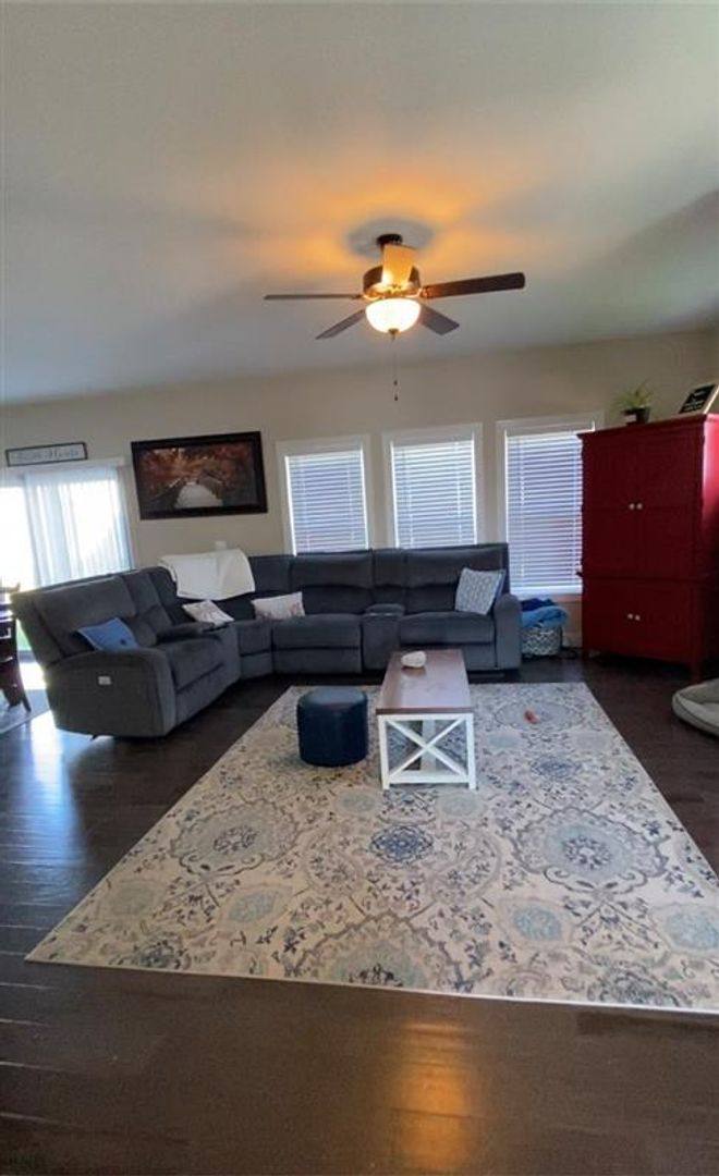Apartment for rent at 1306 Mockingbird Lane, Mahomet, IL 61853