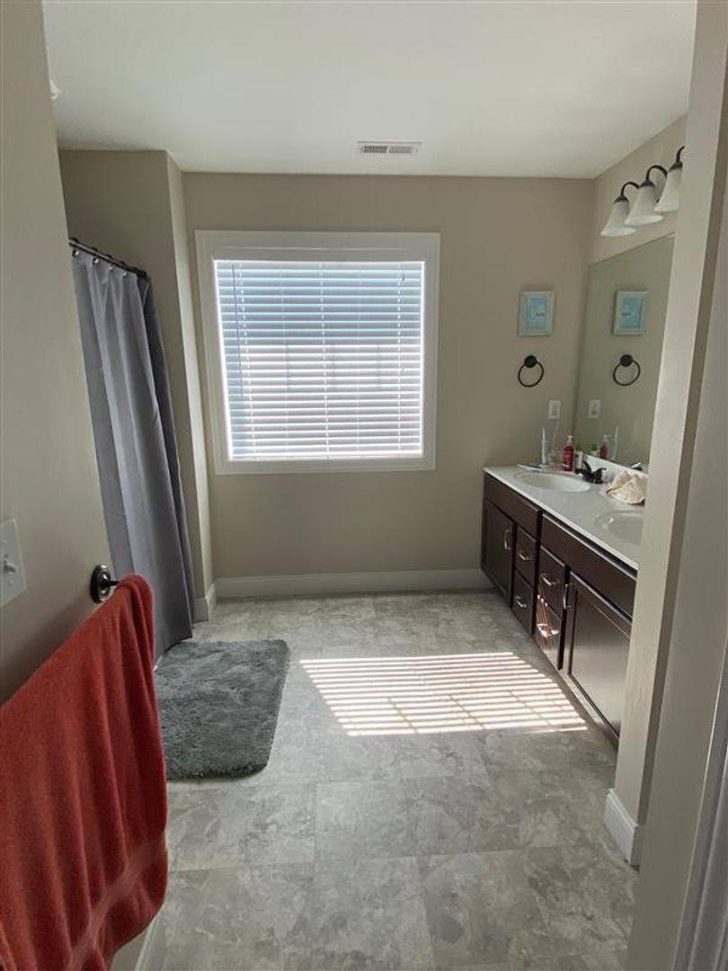 Apartment for rent at 1306 Mockingbird Lane, Mahomet, IL 61853