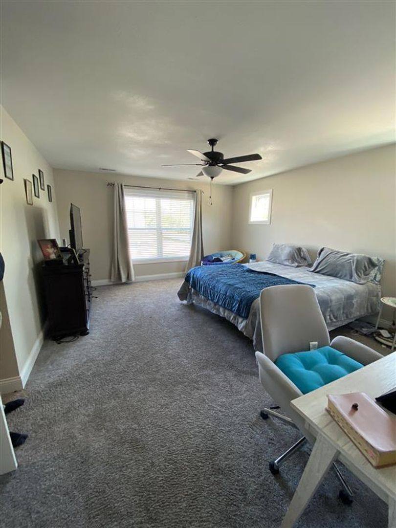 Apartment for rent at 1306 Mockingbird Lane, Mahomet, IL 61853