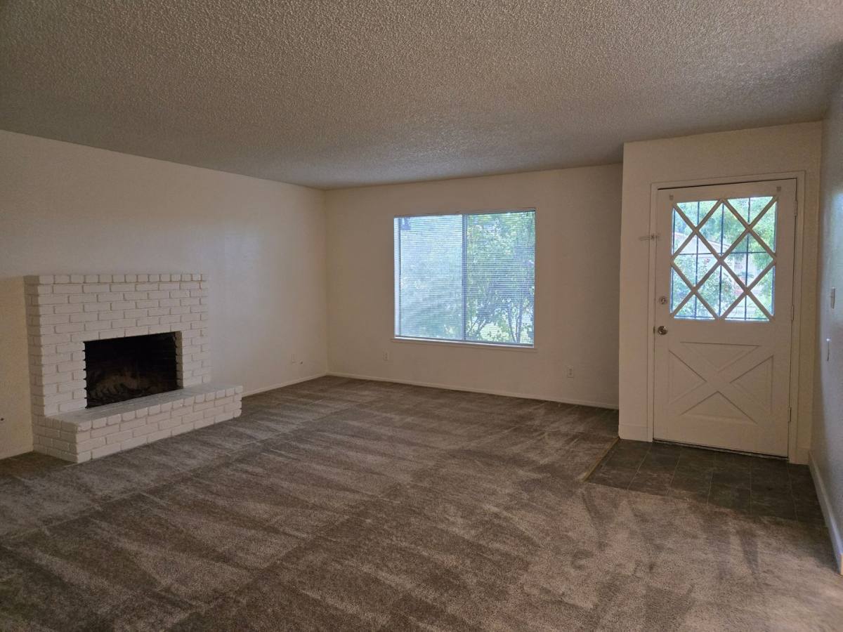House for rent at 545 Bluefield Ave, Turlock, CA 95382