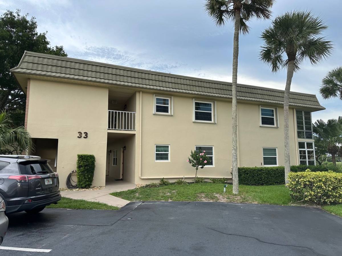 Condo for rent at 33 Vista Gardens Trail, Vero Beach, FL 32962