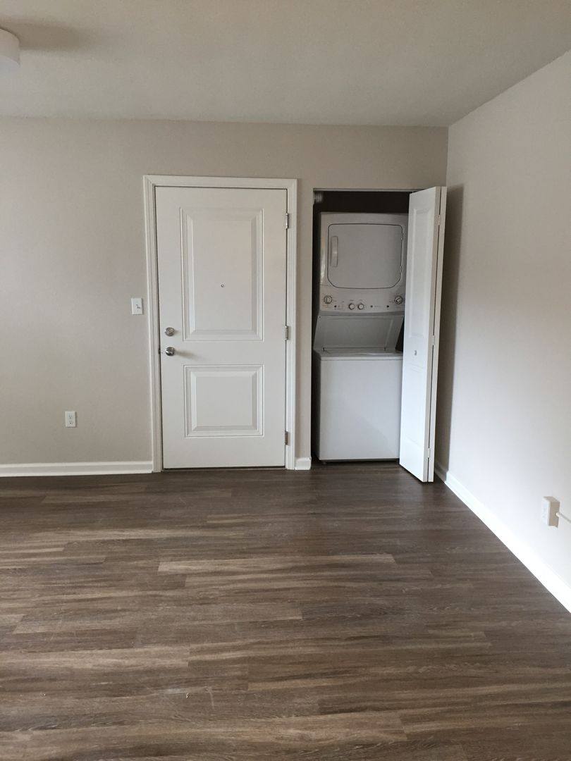 Apartment for rent at 1402 Grandview Dr, Champaign, IL 61820
