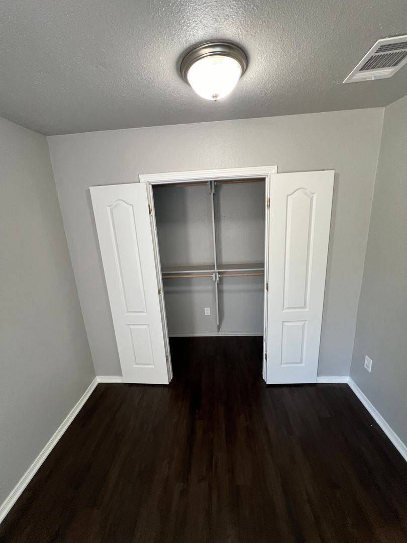 House for rent at 1250 Hawkins St, Shreveport, LA 71107