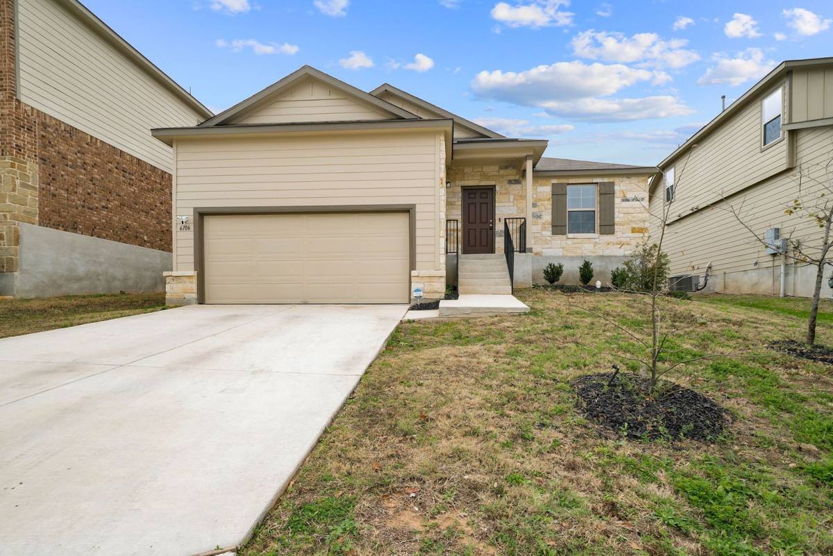 House for rent at 6106 Rio Piedra Dr, San Antonio, TX 78247