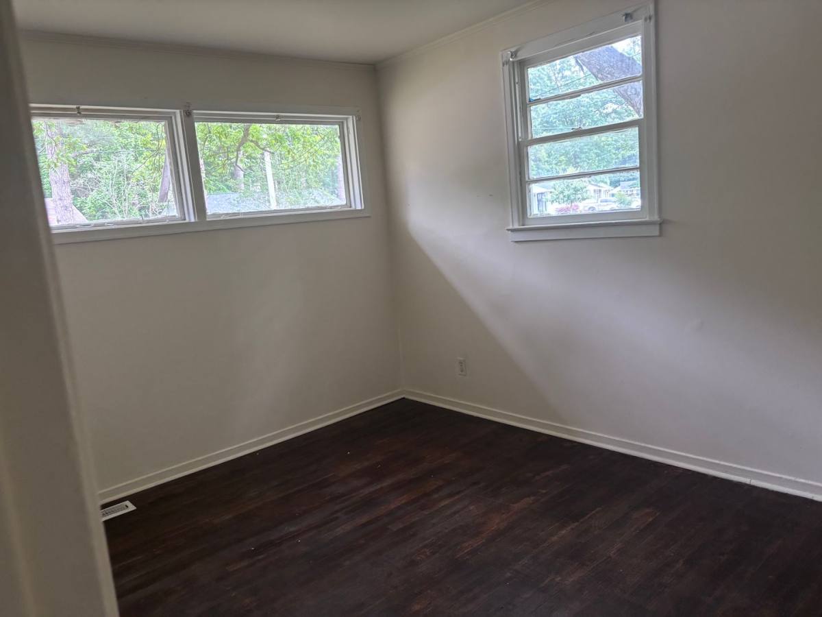 House for rent at 2317 Briarfield Rd, Kinston, NC 28501