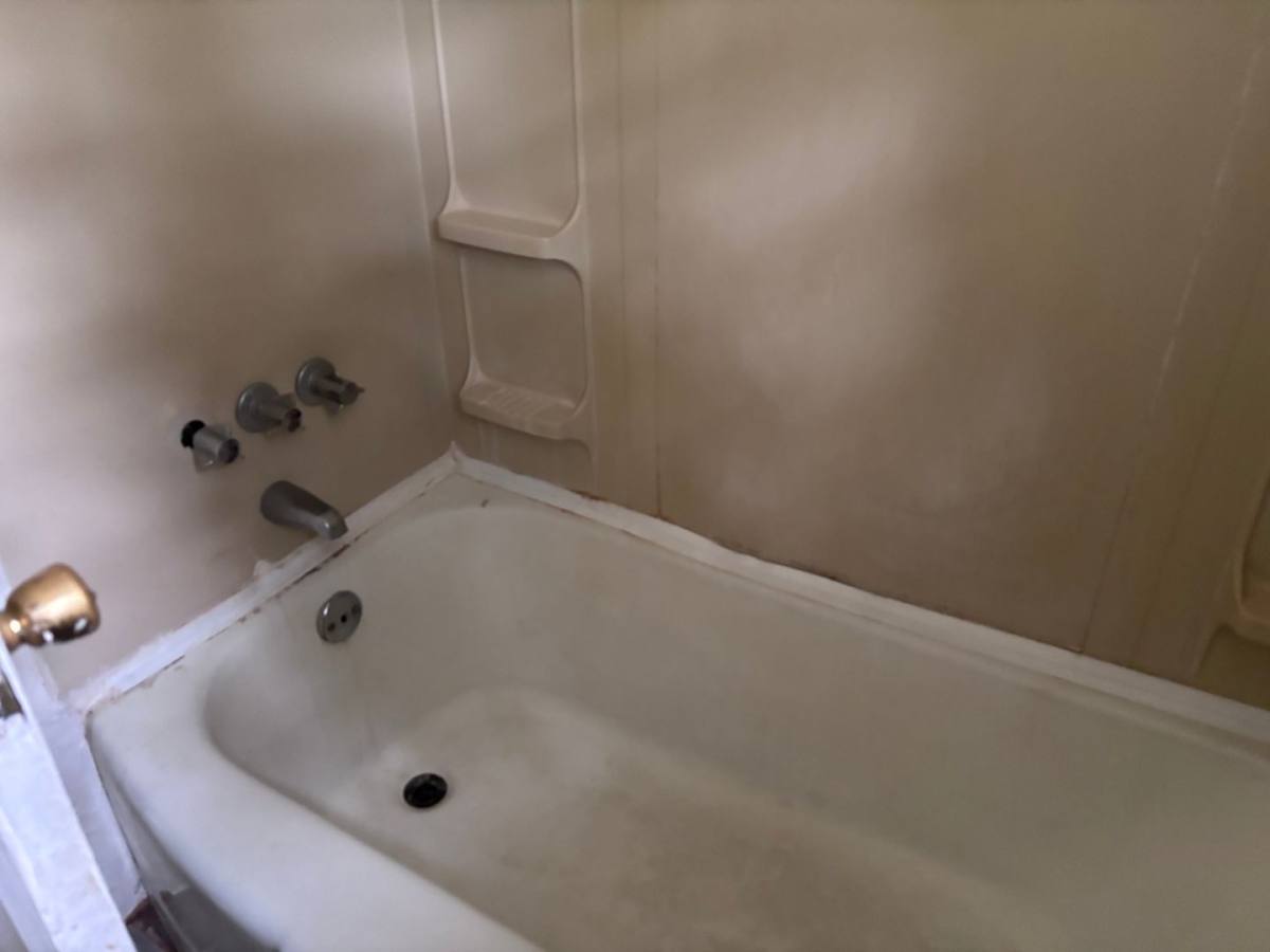 House for rent at 2317 Briarfield Rd, Kinston, NC 28501