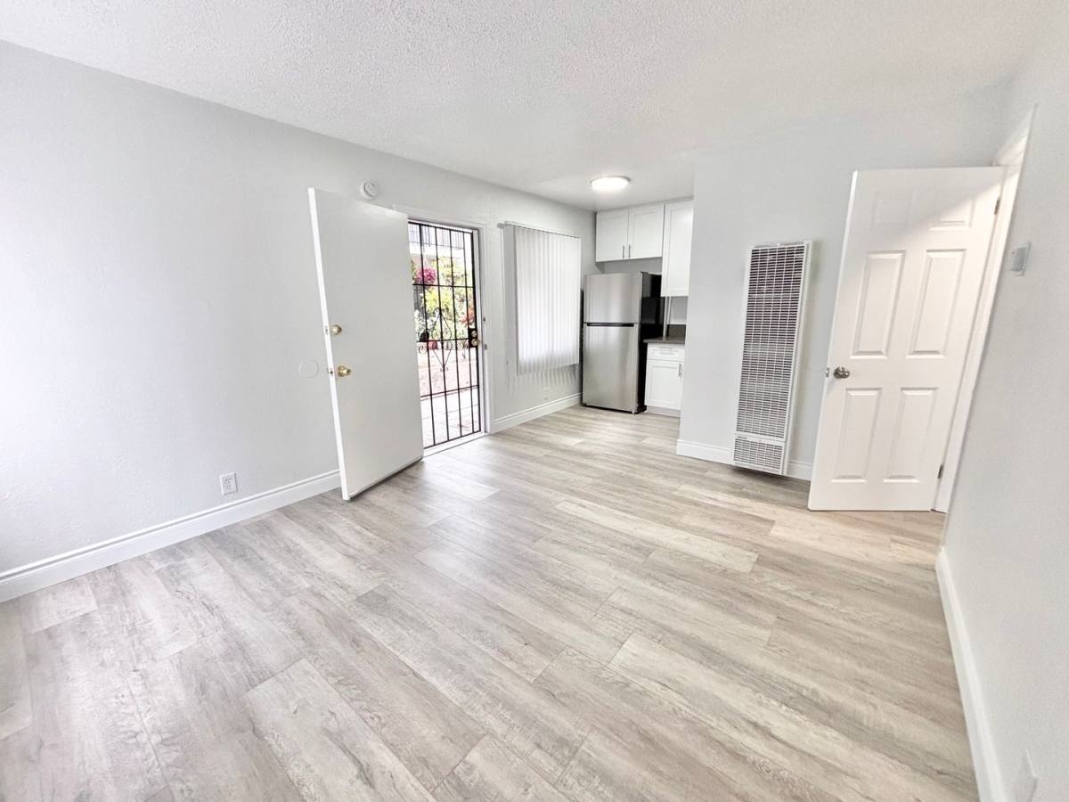 Apartment for rent at 4241 Van Horne Ave, Los Angeles, CA 90032