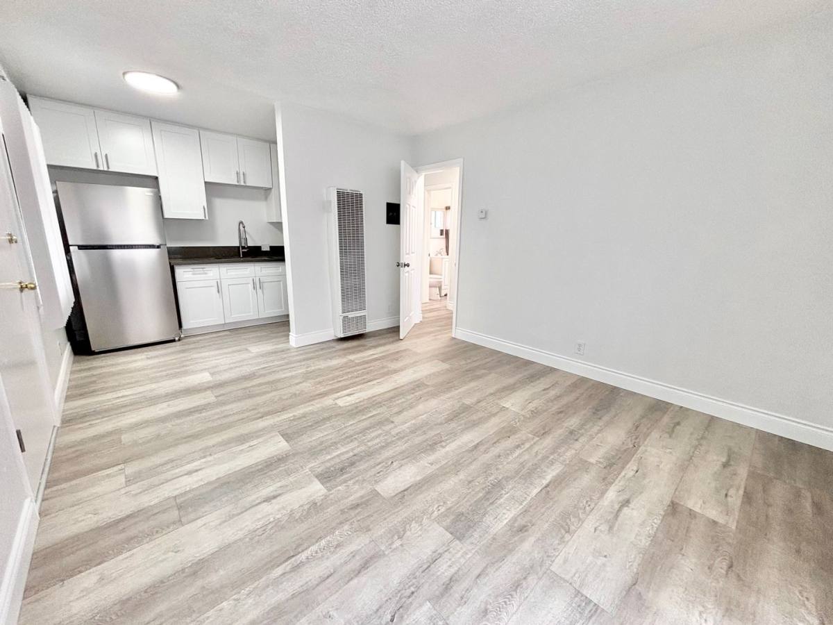 Apartment for rent at 4241 Van Horne Ave, Los Angeles, CA 90032