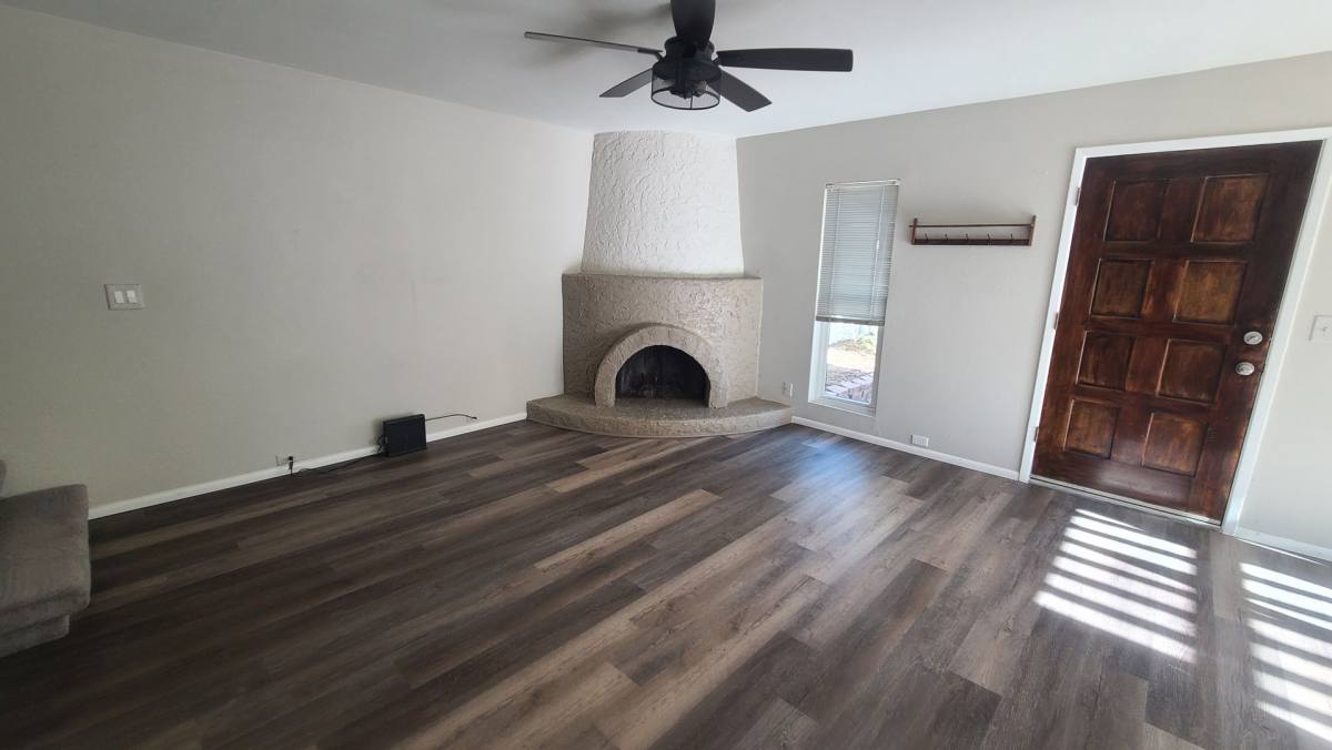 Townhouse for rent at 8645 S 51st St, Phoenix, AZ 85044