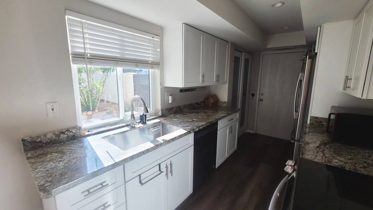 Townhouse for rent at 8645 S 51st St, Phoenix, AZ 85044