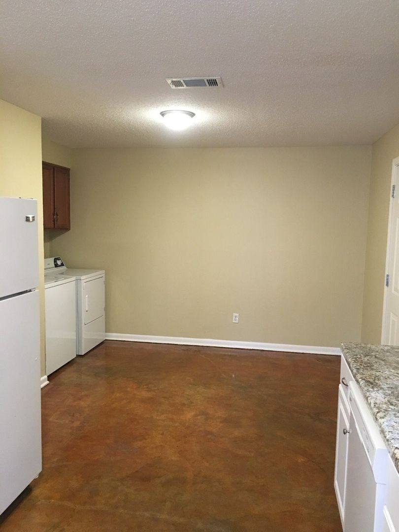 Townhouse for rent at 808 Greenwood St, Ruston, LA 71270