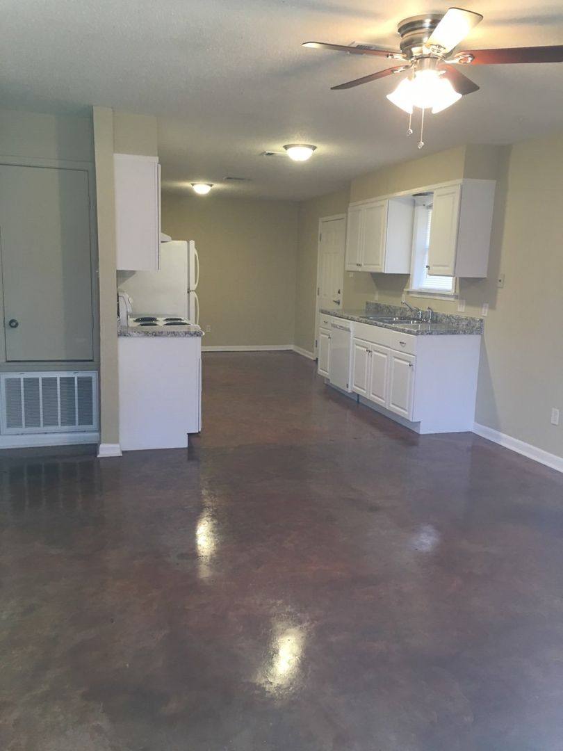 Townhouse for rent at 808 Greenwood St, Ruston, LA 71270